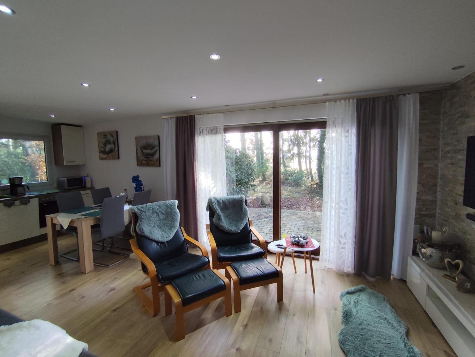 Ferienhaus Leon Mit Sauna レーブルク＝ロックム エクステリア 写真